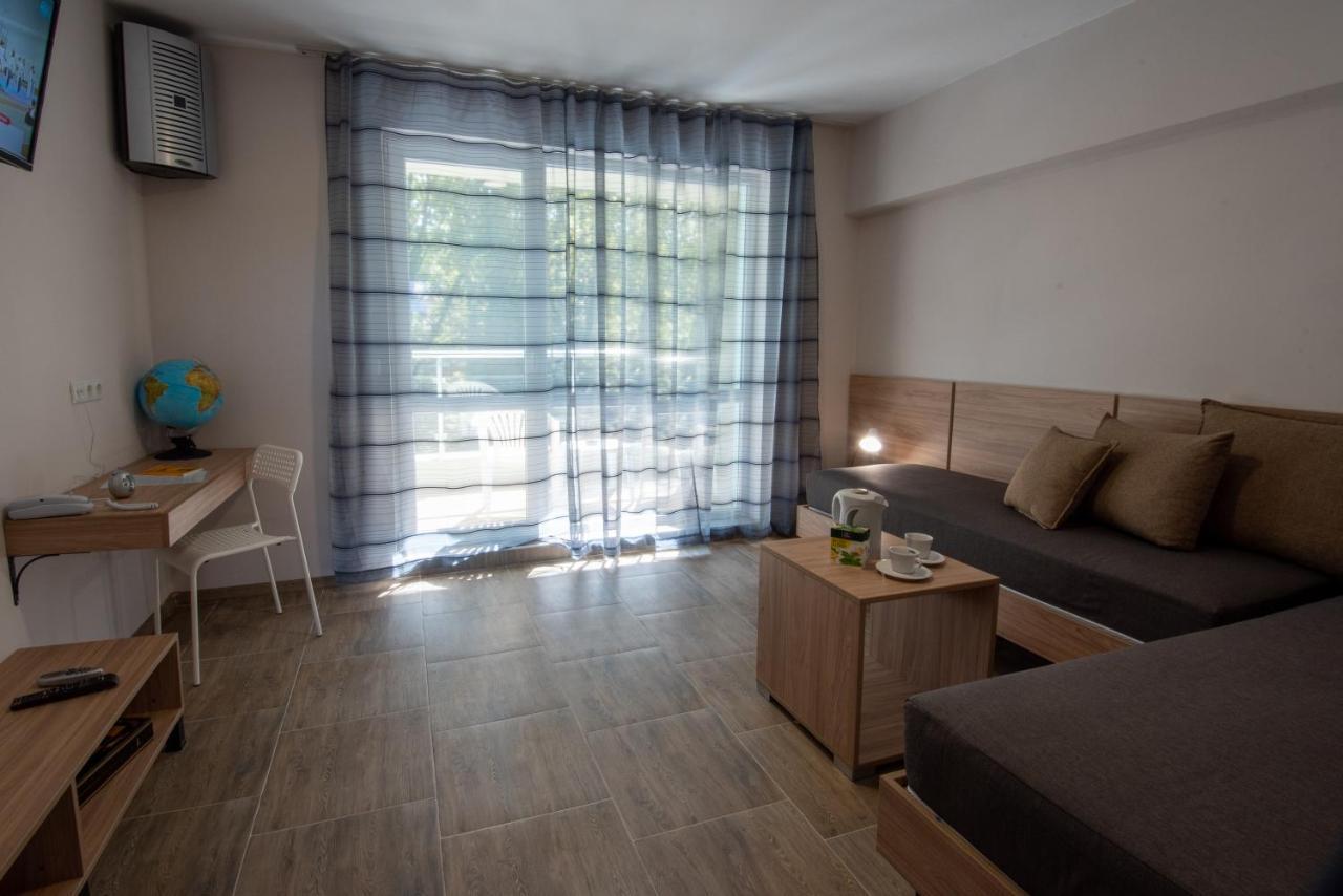 Ariana Hotel Kiten  Extérieur photo