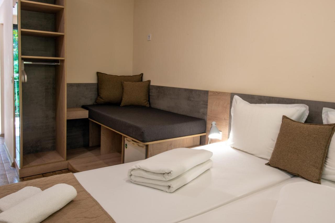 Ariana Hotel Kiten  Extérieur photo