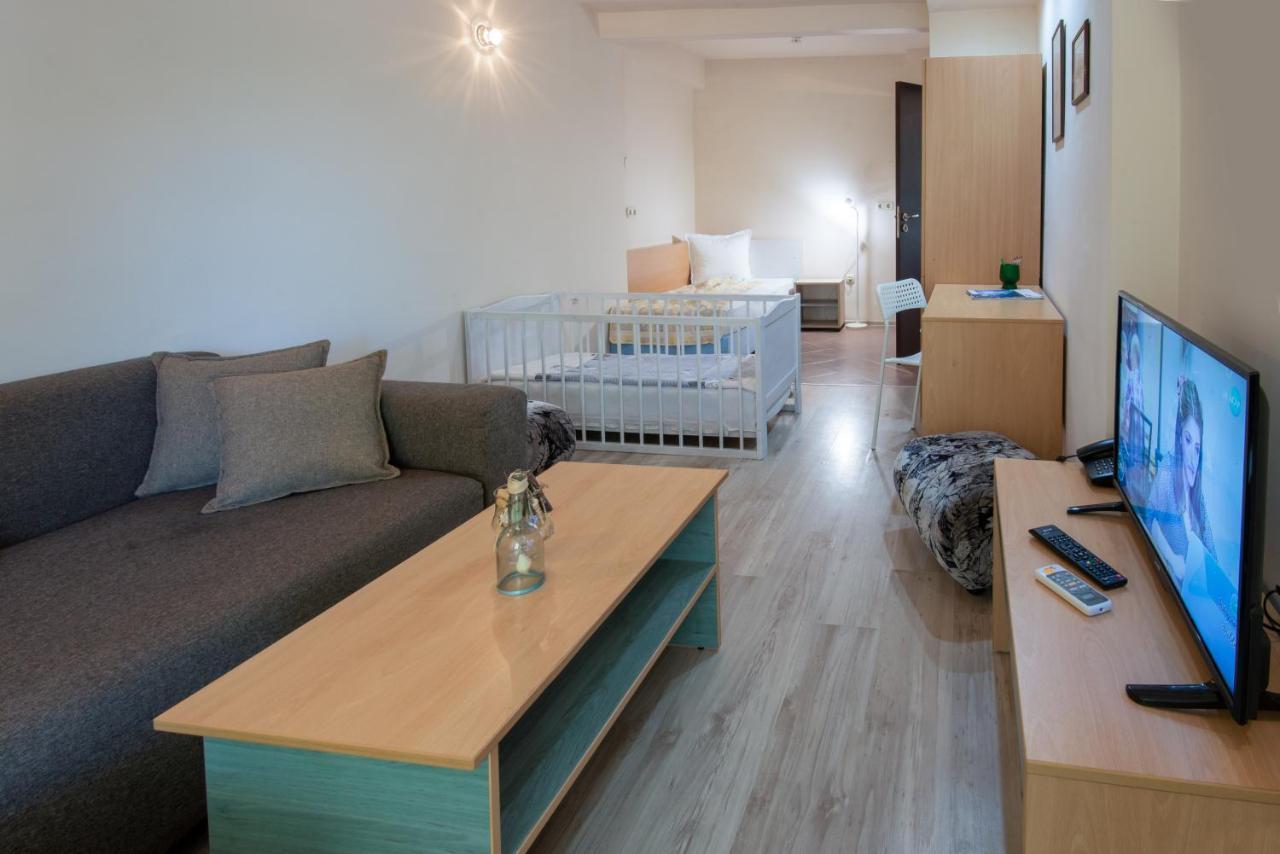 Ariana Hotel Kiten  Extérieur photo