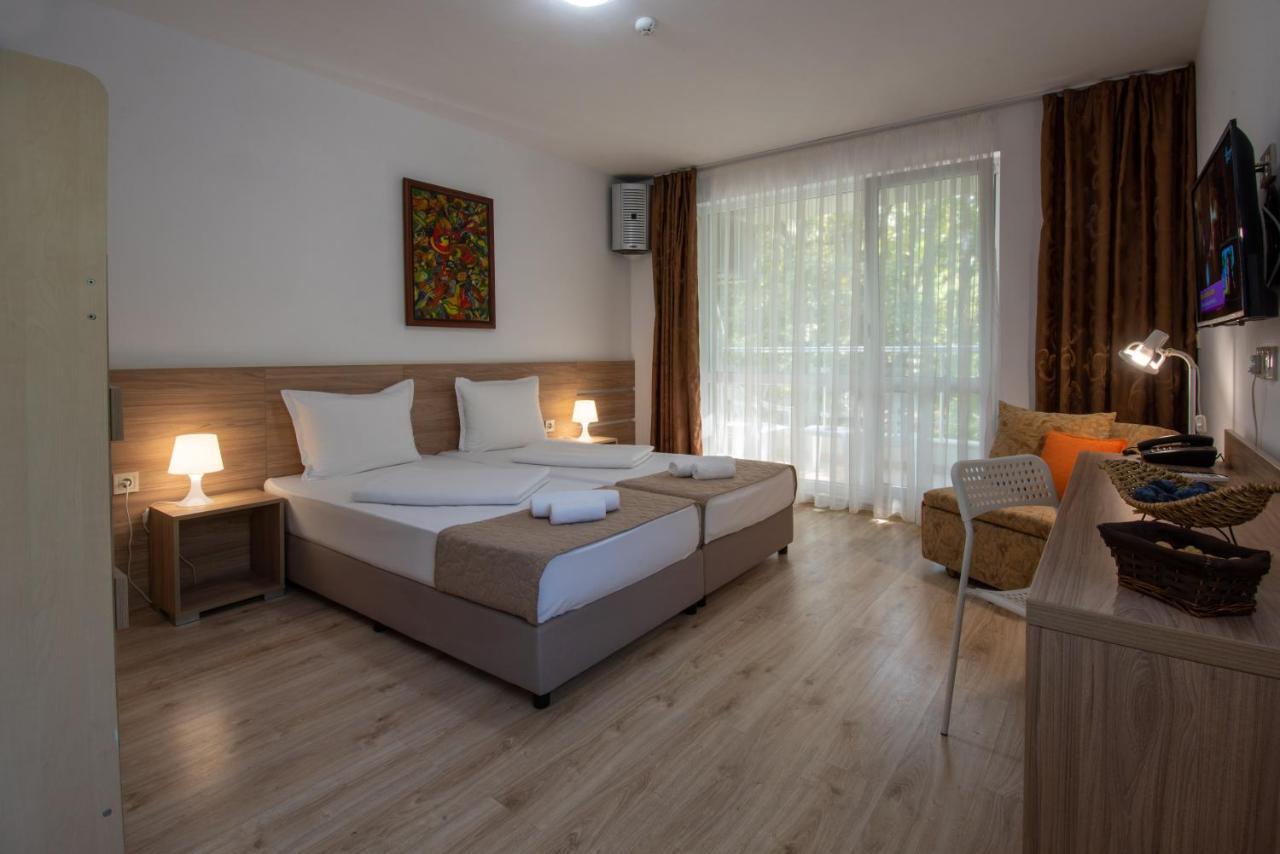 Ariana Hotel Kiten  Extérieur photo