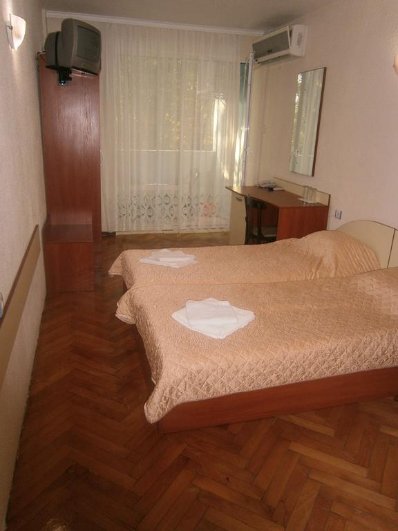 Ariana Hotel Kiten  Chambre photo